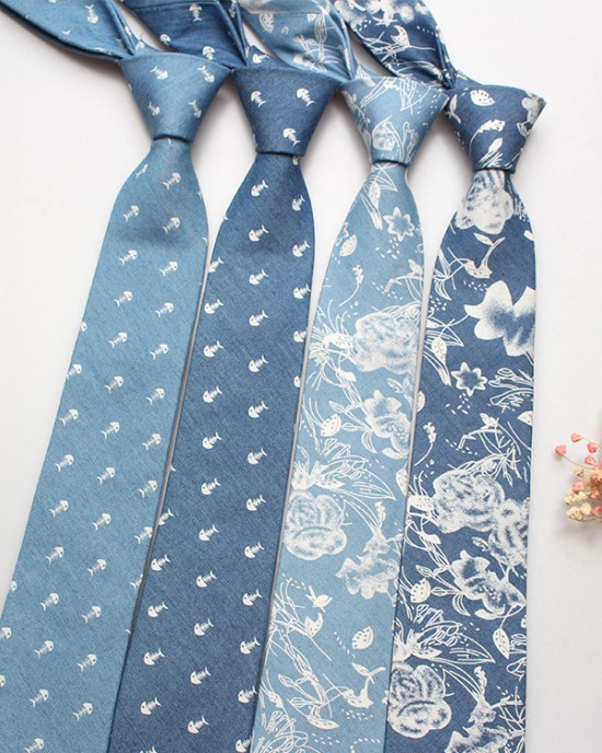 Factory-new narrow-fit casual men's and women's ties. Denim cotton printed logo ties, wholesale. Factory-new narrow-fit casual men's and women's ties. Denim cotton printed logo ties, wholesale.