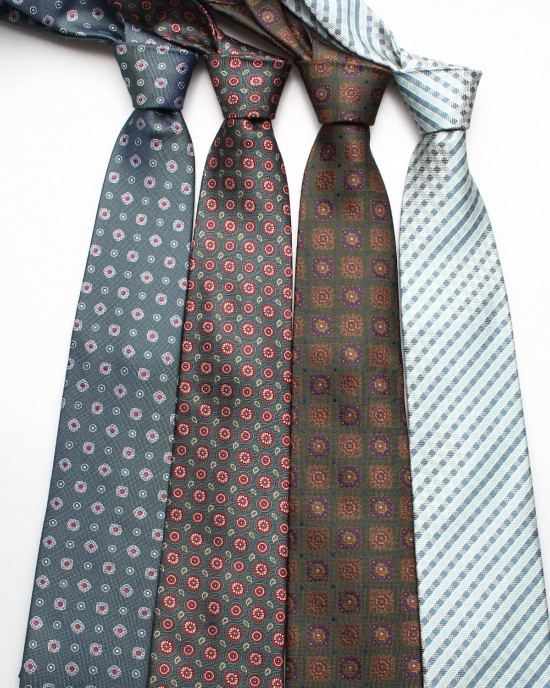 Wholesale men's 8cm business formal polyester ties, suit ties, and casual green party ties.
