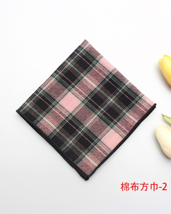New British-style plaid cotton small square handkerchiefs, available for wholesale, suitable for business suits, shirts, and handkerchiefs. New British-style plaid cotton small square handkerchiefs, available for wholesale, suitable for business suits, shirts, and handkerchiefs.