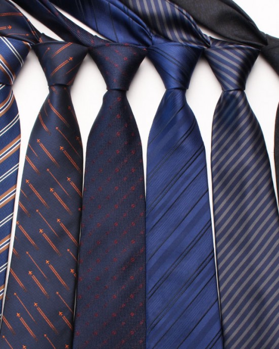 Navy Blue Men's business fashion series of diagonal striped ties, small floral patterns, 8cm polyester silk ties, ready for wholesale. Navy Blue Men's business fashion series of diagonal striped ties, small floral patterns, 8cm polyester silk ties, ready for wholesale.