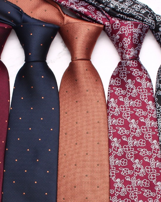 Lei'er plaid casual tie for banquets, striped cashew flower pattern tie, Korean style 8cm tie factory. Lei'er plaid casual tie for banquets, striped cashew flower pattern tie, Korean style 8cm tie factory.