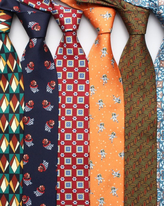 New 9cm Korean-style men's ties, exquisitely printed polyester ties Wholesale business casual fashion suits and ties New 9cm Korean-style men's ties, exquisitely printed polyester ties Wholesale business casual fashion suits and ties