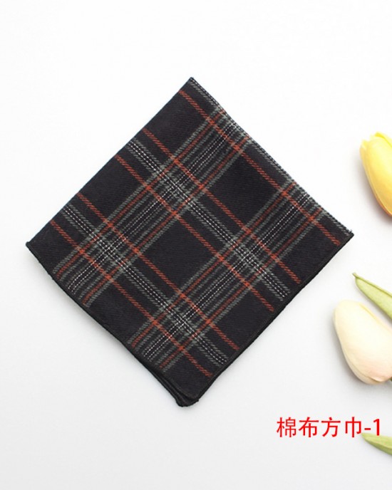 New British-style plaid cotton small square handkerchiefs, available for wholesale, suitable for business suits, shirts, and handkerchiefs. New British-style plaid cotton small square handkerchiefs, available for wholesale, suitable for business suits, shirts, and handkerchiefs.