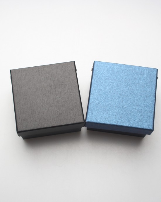 Tie packaging boxes, flip-top square boxes, gift boxes, storage boxes, gift packaging boxes, tie pocket square sets, wholesaler Tie packaging boxes, flip-top square boxes, gift boxes, storage boxes, gift packaging boxes, tie pocket square sets, wholesaler