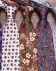 Leier men's floral ties, casual ties for banquets and performances, with cashew pattern ties, Korean-style 9cm neckties. Leier men's floral ties, casual ties for banquets and performances, with cashew pattern ties, Korean-style 9cm neckties.