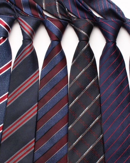 Navy Blue Men's business fashion series of diagonal striped ties, small floral patterns, 8cm polyester silk ties, ready for wholesale. Navy Blue Men's business fashion series of diagonal striped ties, small floral patterns, 8cm polyester silk ties, ready for wholesale.