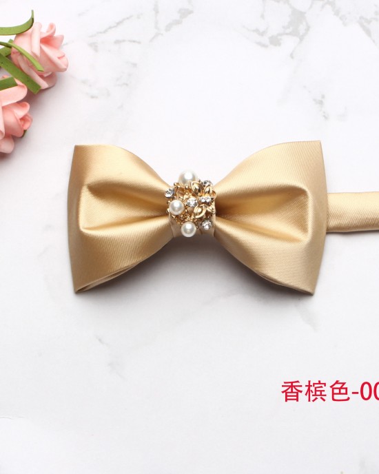 Fashionable solid-color bow ties for men's formal business banquets, groomsmen, wedding dress bows, flat-cut bow ties Fashionable solid-color bow ties for men's formal business banquets, groomsmen, wedding dress bows, flat-cut bow ties