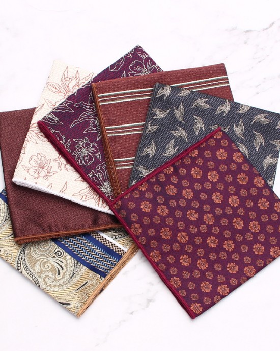 Lei'er men's British retro patterned square handkerchiefs, suit pocket squares, wedding business suits, and shirts, wholesale. Lei'er men's British retro patterned square handkerchiefs, suit pocket squares, wedding business suits, and shirts, wholesale.