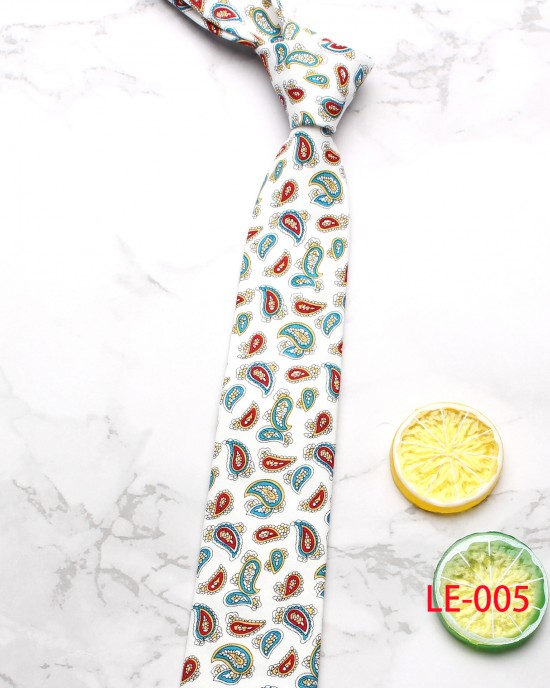 New 6.5cm men's Korean-style cotton fabric with exquisite cashew pattern, stylish and casual retro suit tie. New 6.5cm men's Korean-style cotton fabric with exquisite cashew pattern, stylish and casual retro suit tie.