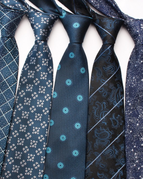 Navy Blue Men's business fashion series of diagonal striped ties, small floral patterns, 8cm polyester silk ties, ready for wholesale. Navy Blue Men's business fashion series of diagonal striped ties, small floral patterns, 8cm polyester silk ties, ready for wholesale.
