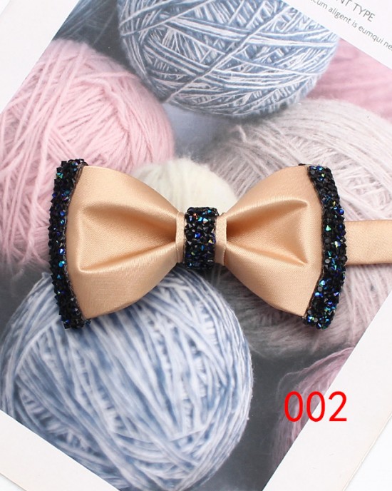 Lei'er solid color diamond-embellished bow ties, fashionable men's shirt, suit, banquet, and wedding accessory bow tie manufacturer. Lei'er solid color diamond-embellished bow ties, fashionable men's shirt, suit, banquet, and wedding accessory bow tie manufacturer.