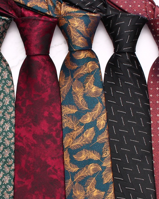 Lei'er burgundy men's tie, vintage groom wedding tie, yarn-dyed polyester silk business tie manufacturers in stock Lei'er burgundy men's tie, vintage groom wedding tie, yarn-dyed polyester silk business tie manufacturers in stock