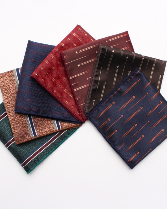 2025 Spring/Summer new jacquard yarn-dyed polyester silk small square handkerchiefs for men, fashionable suit pocket squares.