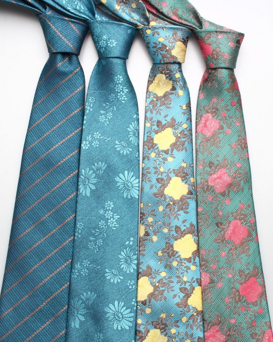 Wholesale men's 8cm business formal polyester ties, suit ties, and casual green party ties.
