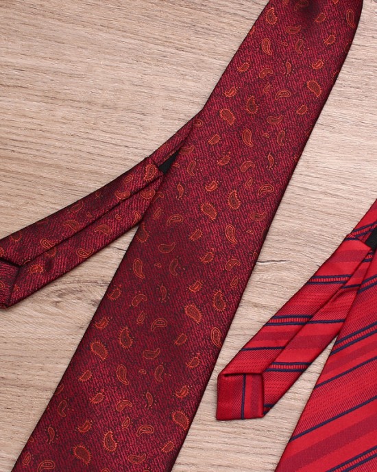 Lei'er lazy zipper tie, men's casual wedding tie, burgundy, easy-pull tie, factory in stock and wholesale. Lei'er lazy zipper tie, men's casual wedding tie, burgundy, easy-pull tie, factory in stock and wholesale.
