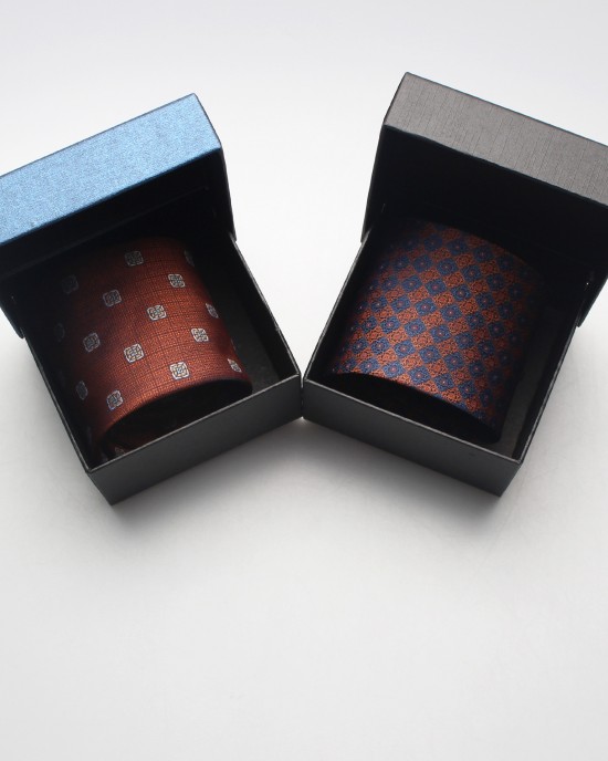 Tie packaging boxes, flip-top square boxes, gift boxes, storage boxes, gift packaging boxes, tie pocket square sets, wholesaler Tie packaging boxes, flip-top square boxes, gift boxes, storage boxes, gift packaging boxes, tie pocket square sets, wholesaler