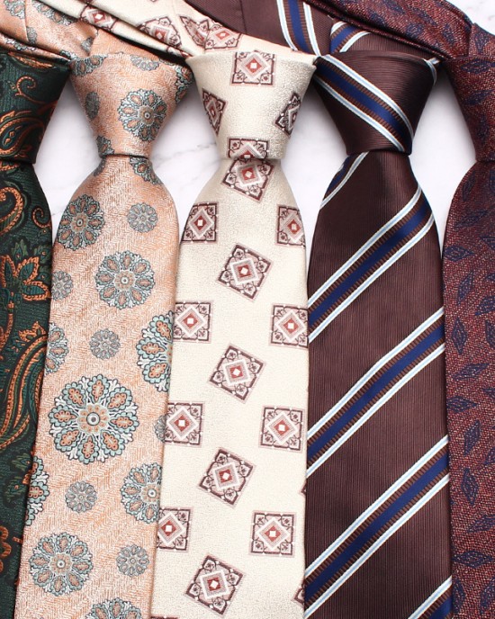 Leier, in stock, men's party and performance casual tie, striped paisley pattern tie, Korean-style 8cm tie manufacturer Leier, in stock, men's party and performance casual tie, striped paisley pattern tie, Korean-style 8cm tie manufacturer