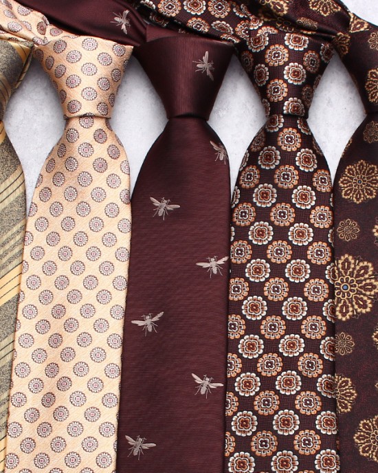 Lei'er brown ties, men's fashionable business polyester hand-tied ties, manufacturer wholesale, in a variety of colors Lei'er brown ties, men's fashionable business polyester hand-tied ties, manufacturer wholesale, in a variety of colors