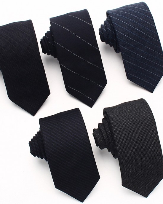 Lei'er business striped wool jacquard tie, 5.5cm men's tie, groom's and groomsmen's suit tie, in stock. Lei'er business striped wool jacquard tie, 5.5cm men's tie, groom's and groomsmen's suit tie, in stock.