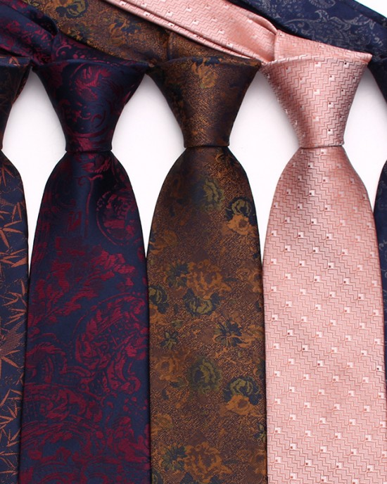 Leier men's green 8cm formal polyester tie for men. Men's casual wedding ties in stock Leier men's green 8cm formal polyester tie for men. Men's casual wedding ties in stock