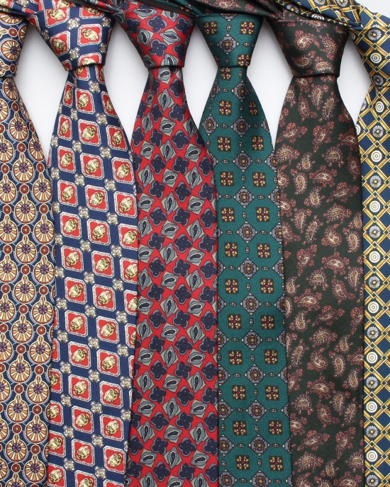 New 9cm Korean-style men's ties, exquisitely printed polyester ties Wholesale business casual fashion suits and ties New 9cm Korean-style men's ties, exquisitely printed polyester ties Wholesale business casual fashion suits and ties