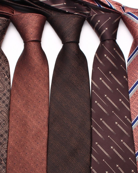 Lei'er new brown men's business stylish polyester hand-tied ties in multiple colors, available from tie manufacturers. Lei'er new brown men's business stylish polyester hand-tied ties in multiple colors, available from tie manufacturers.